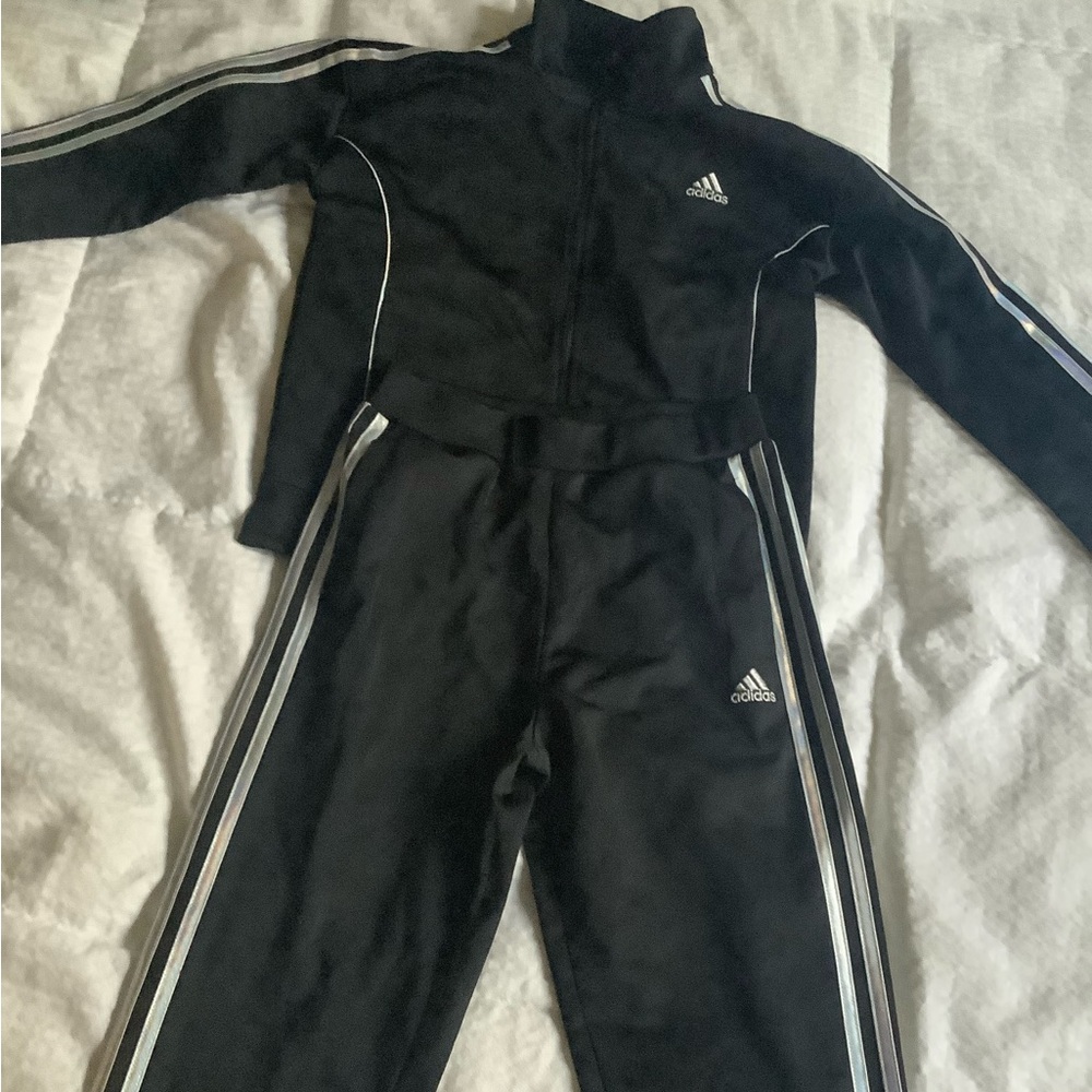 Adidas - Picture 3 of 3
